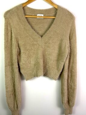 Aritzia Sunday Best v-Neck Fuzzy Cropped Sweater in Taupe size XS
